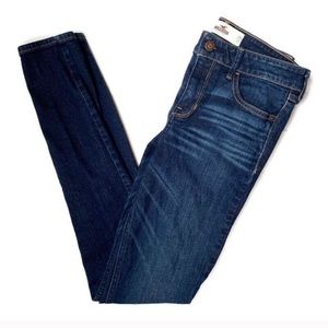 Hollister jeans size 26